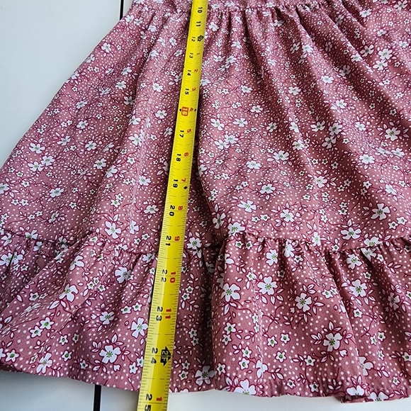 SHEIN Elegant Black Dress with Lace Detail - Picture 3 of 8